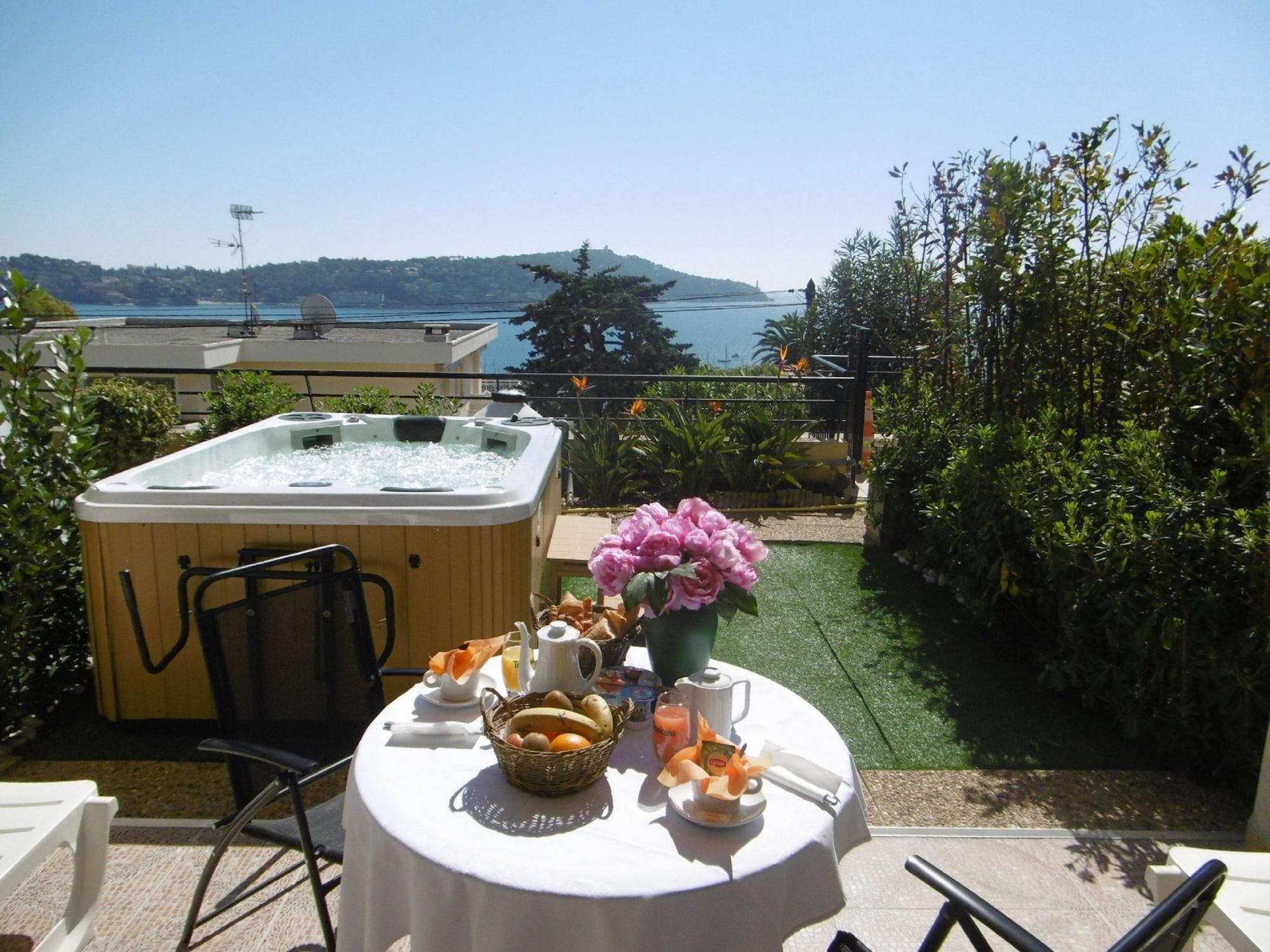 Hotel La Flore Вильфранш-сюр-Мер Экстерьер фото